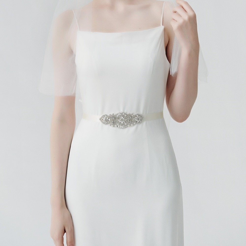 Modischer Brautgürtel mit Schl – Bridal Sash Ribbon Bewertung und Preis